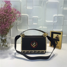 FENDI 펜디 KAN I F 2810-9 신상
