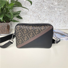 FENDI 펜디 남성용 숄더백 F8855 신상