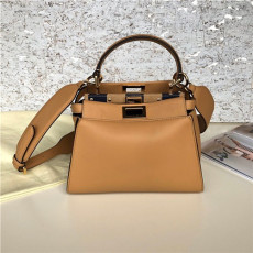 FENDI 펜디 피카부 아이코닉 미니 F8858-3 신상