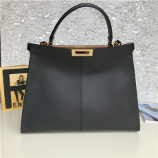 FENDI 펜디 피카푸 F3821 2020/신상
