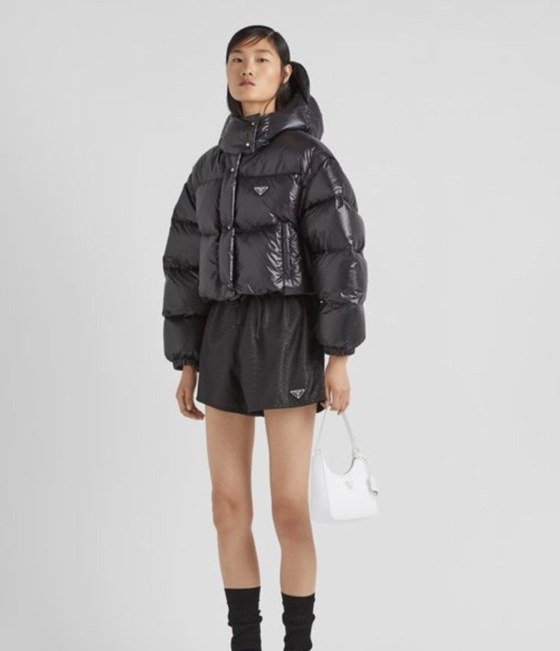 PRADA 프라다 24FW 리나일론 구스 숏 패딩