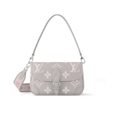 31위 LOUIS VUITTON 루이비통 다이앤 M14214