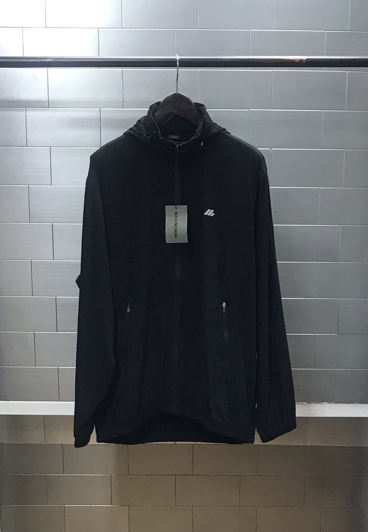 BALENCIAGA 발렌시아가 액티브웨어 후드바람막이
