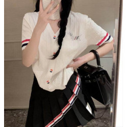 THOM BROWNE 톰브라운 큐빅헥터 와이넥 반팔 니트 셔츠 2COLOR