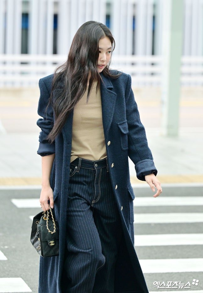 [블랙핑크 제니] CHANEL 샤넬 버킷백 AS1051-5