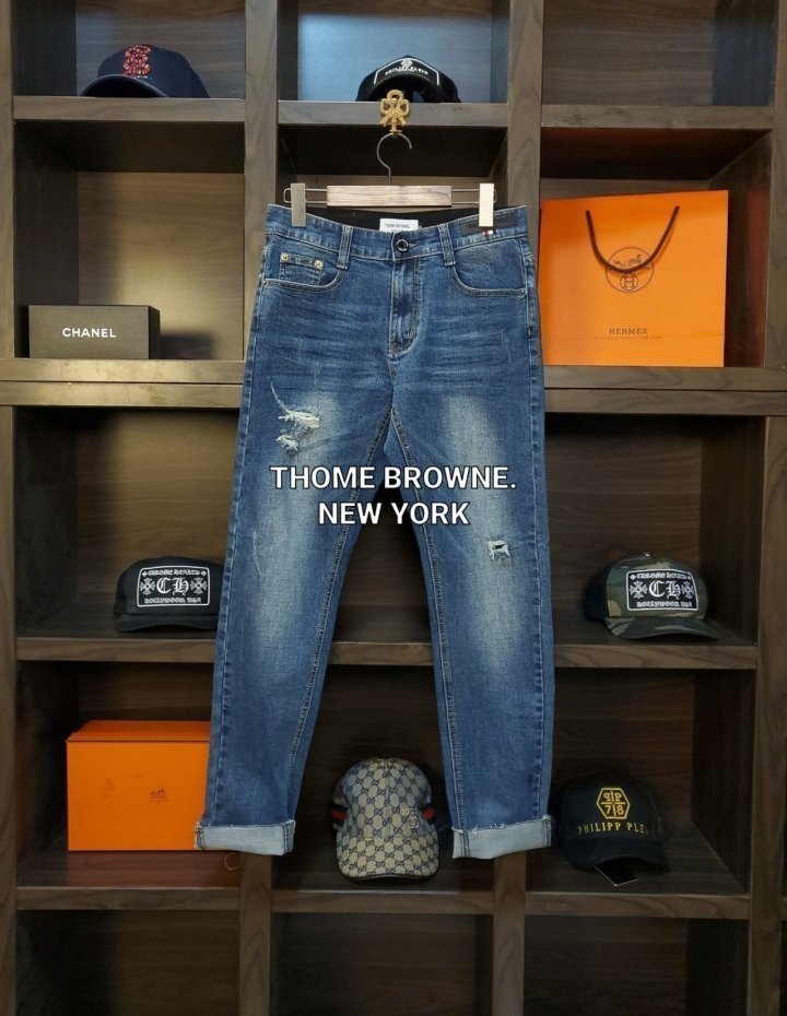 THOM BROWNE 톰브라운 리미티드 라벨 가죽패치 빈티지청