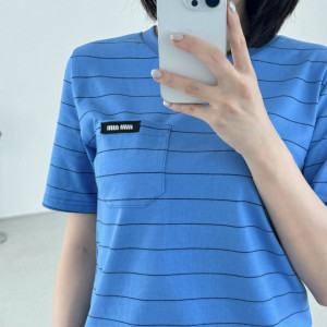 MIUMIU 미우미우 여성 스트라이프 포켓 반팔