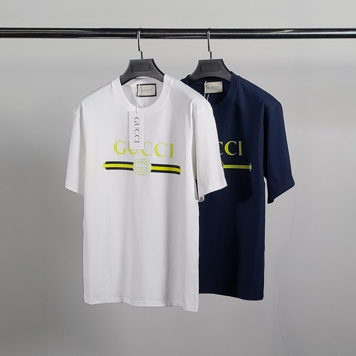 GUCCI 구찌 네온 띠로고 코튼 반팔티