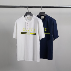 GUCCI 구찌 네온 띠로고 코튼 반팔티
