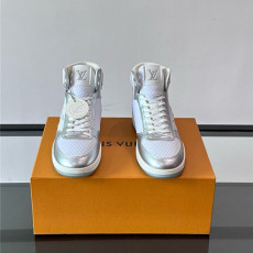 LOUIS VUITTON 루이비통 남성용 스니커즈 L98554-1