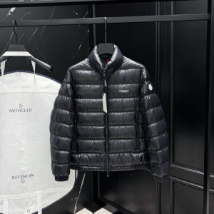 MONCLER 몽클레어 로고 다운 패딩 자켓