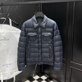 MONCLER 몽클레어 플랩 포켓 다운 패딩 자켓