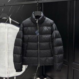 PRADA 프라다 로고 다운 패딩