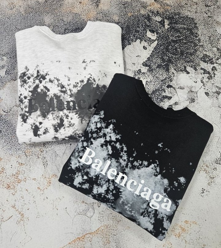 BALENCIAGA 발렌시아가 엠보 잉크 기모 맨투맨