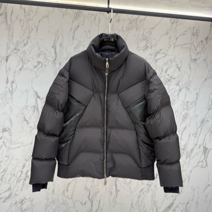 LOUIS VUITTON 루이비통 로고 구스 다운패딩