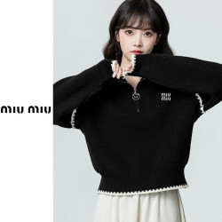 MIUMIU 미우미우 터틀넥 반집업 스웨터 3COLOR
