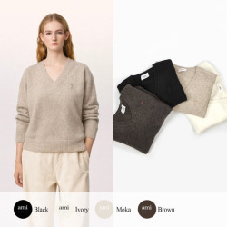 AMI 아미 드 꾀흐 까마이외 자수 V넥 울 스웨터