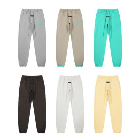 FEAR OF GOD 피어오브갓 에센셜 723 로고 플리스 스웨트 팬츠