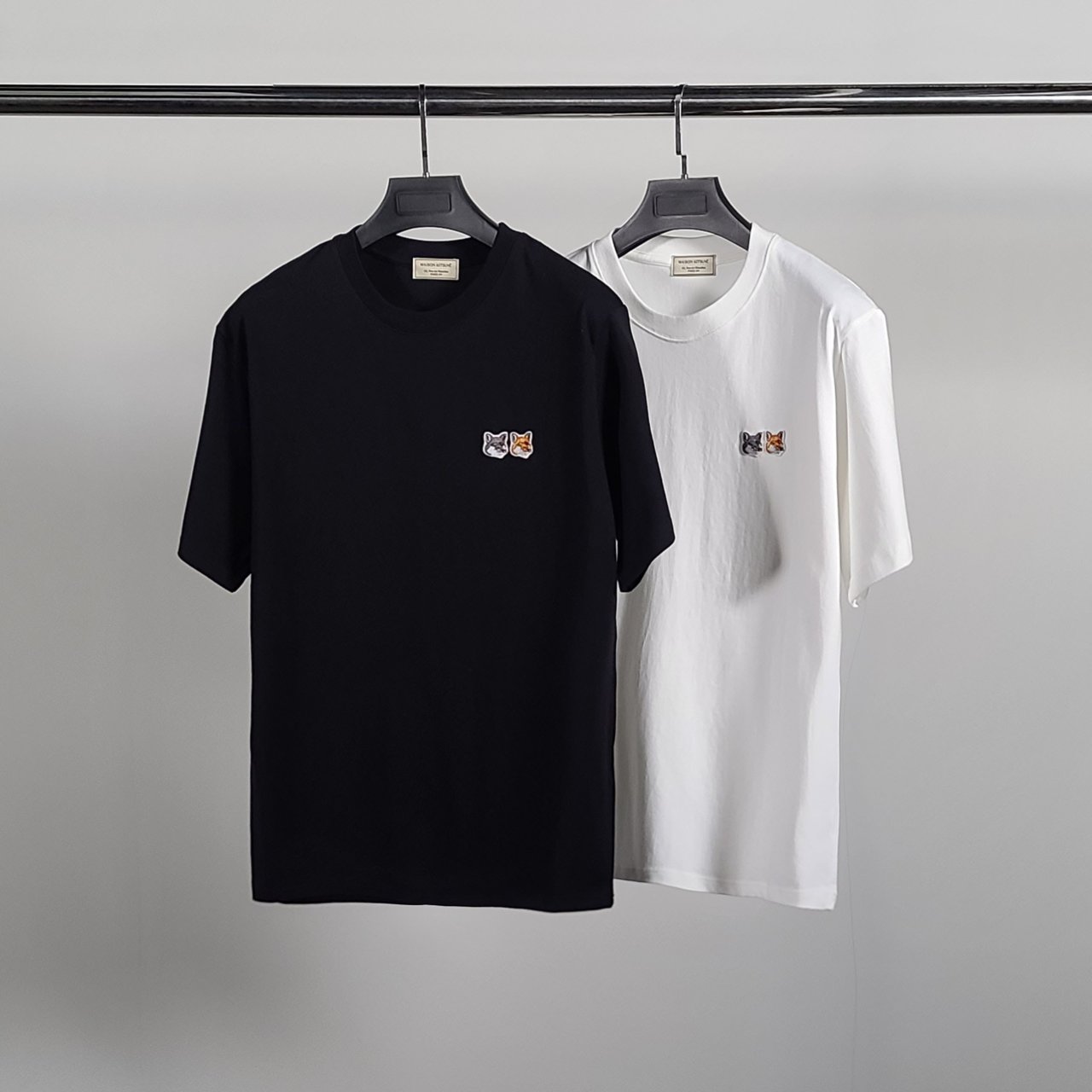 MAISON KITSUNE 메종키츠네 더블폭스 코튼 반팔티