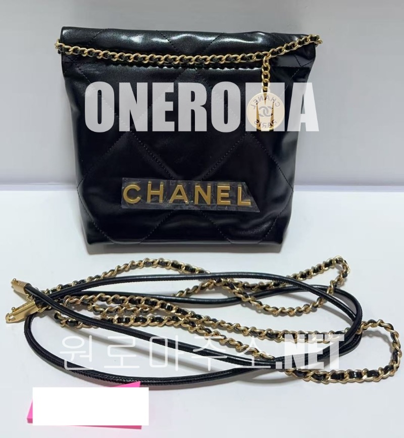 정*영 고객님 샤넬 22 미니 핸드백 샤이니 카프스킨