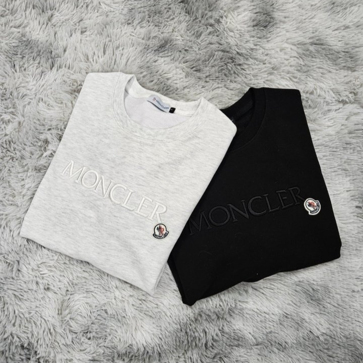 MONCLER 몽클레어 엠보 패치 맨투맨