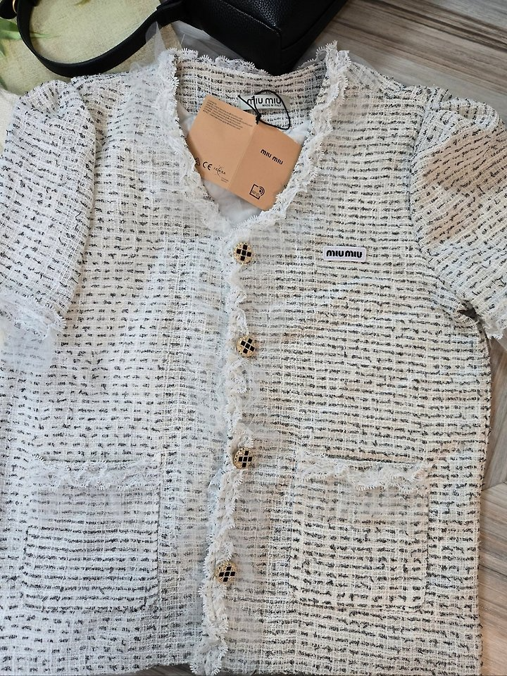 MIUMIU 미우미우 트위드 가디건