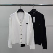 PRADA 프라다 로고와펜 베이직 가디건