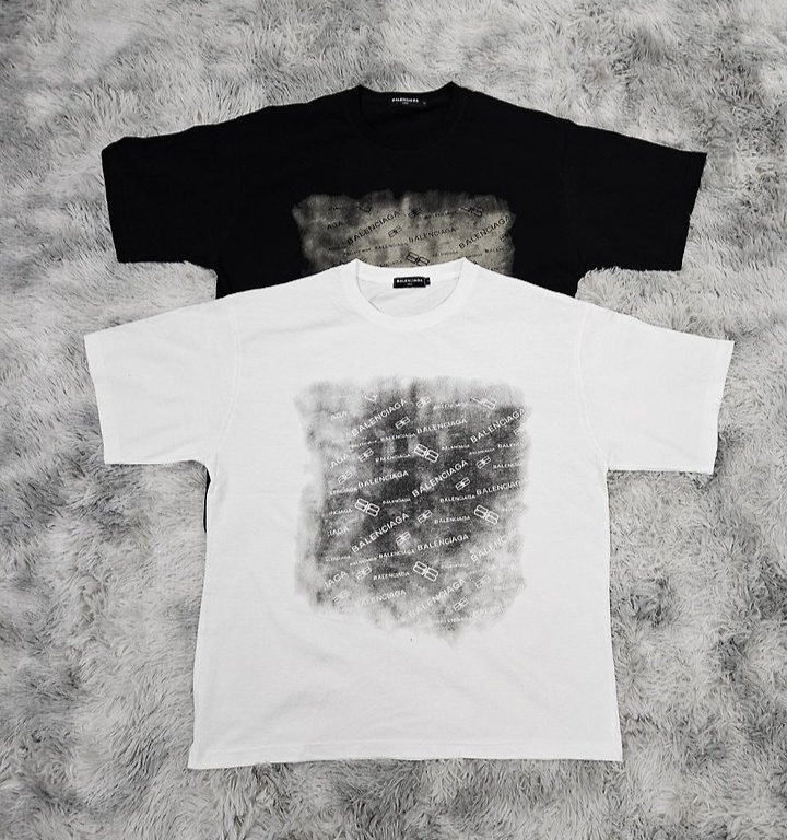 BALENCIAGA 발렌시아가 워터페인팅 오버핏 라운드 반팔