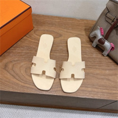 HERMES 에르메스 여성용 슬리퍼 H42889 2COLOR