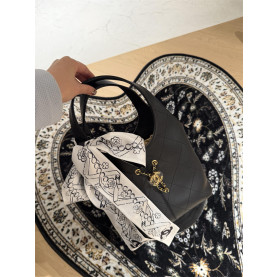 CHANEL 샤넬 버킷백 AS20110