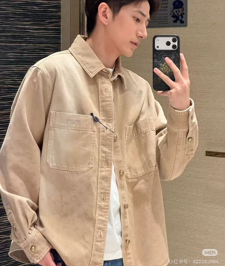 LOUIS VUITTON 루이비통 64318 모노그램 스웨이드 셔츠