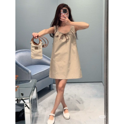 MIUMIU 미우미우 64247 리나일론 탑