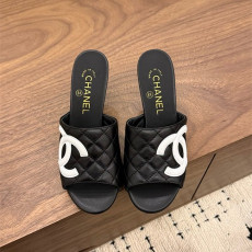 CHANEL 샤넬 여성용 슬리퍼 (굽높이7.5CM) C90377