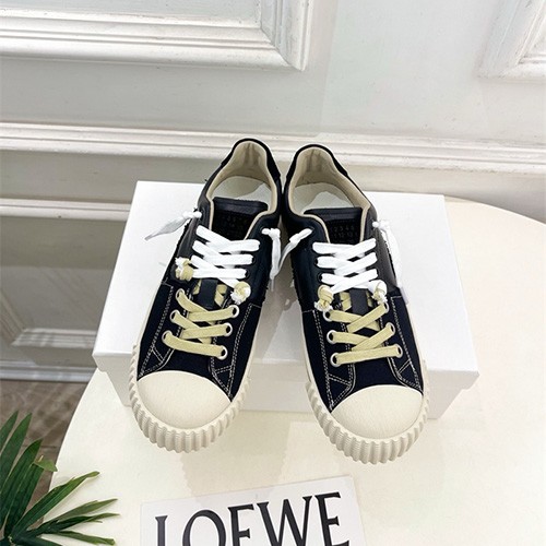 MAISON MARGIELA 메종마르지엘라 남여공용 스니커즈 M13665 2COLOR