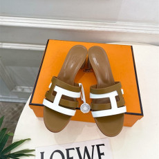 HERMES 에르메스 여성용 슬리퍼 (굽높이4.5CM) H49529 2COLOR