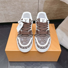 LOUIS VUITTON 루이비통 남여공용 스니커즈 L49640-2