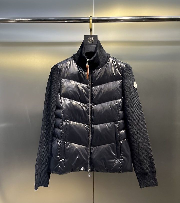 MONCLER 몽클레어 60203 여성 쉐브론 니트 패딩 가디건 3COLOR
